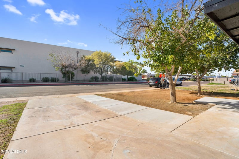 14627 33rd Ave, Phoenix, AZ 85053
