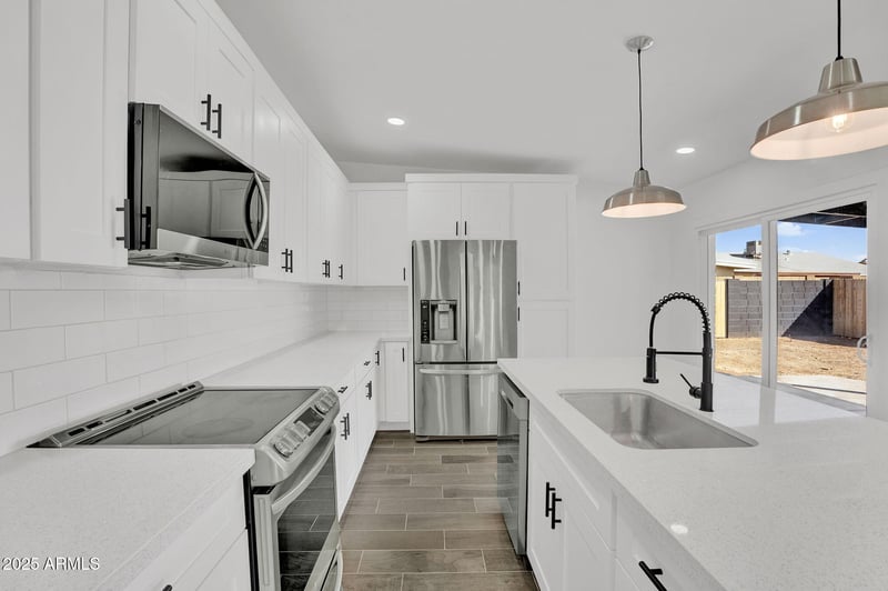 14627 33rd Ave, Phoenix, AZ 85053