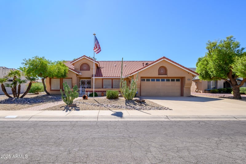 14627 Sky Hawk Dr, Sun City West, AZ 85375