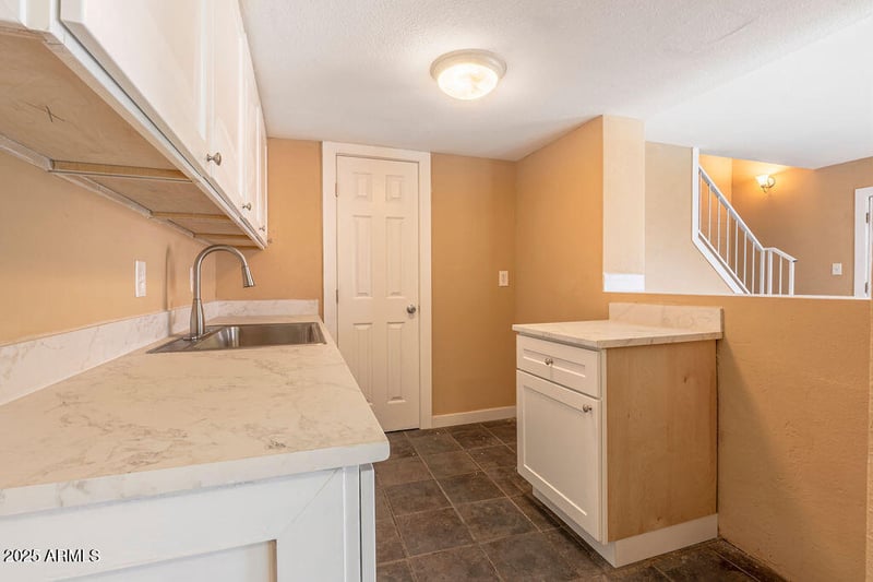 1463 53rd Dr, Phoenix, AZ 85043