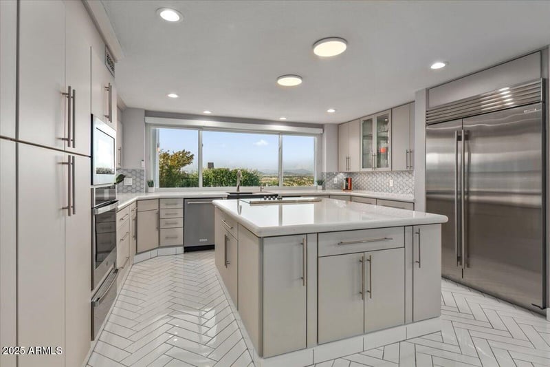 14631 15th Dr, Phoenix, AZ 85023