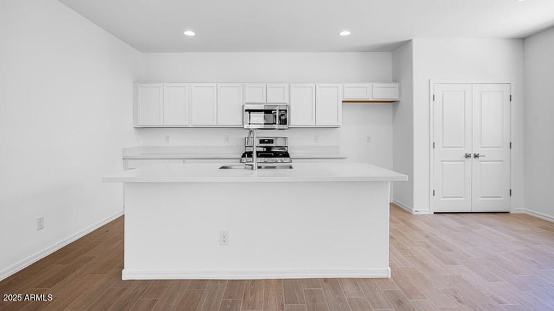 14636 Sand Hills Rd, Surprise, AZ 85387
