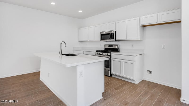 14636 Sand Hills Rd, Surprise, AZ 85387