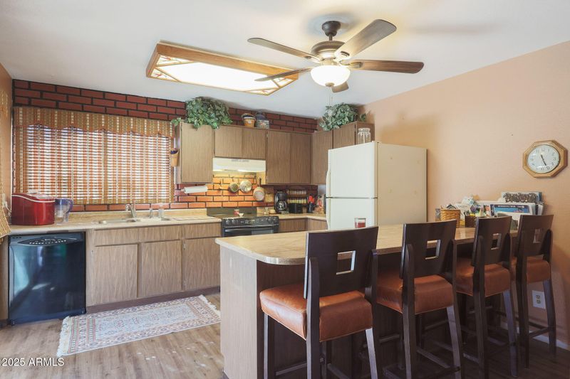 14637 N 36th Dr, Phoenix, AZ 85053