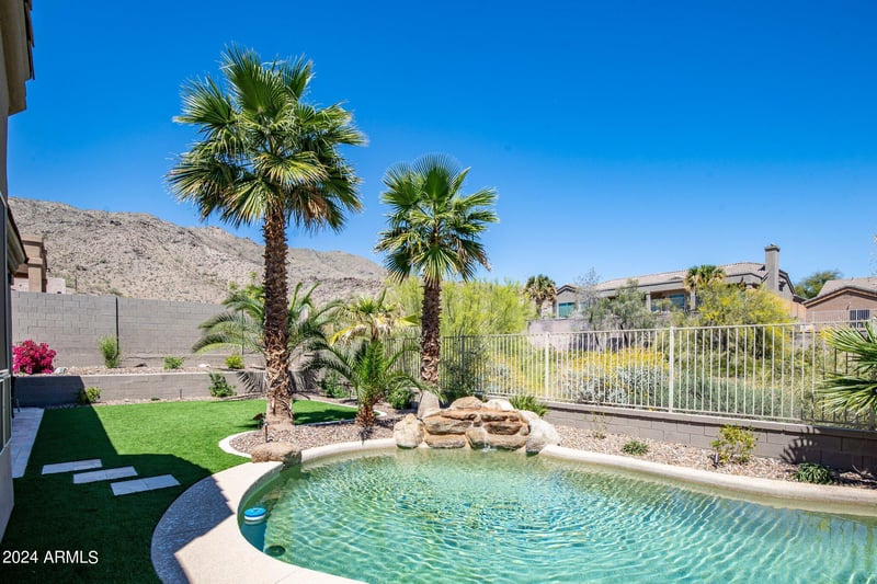 14639 S 4th Ave, Phoenix, AZ 85045