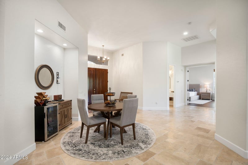 14639 S 4th Ave, Phoenix, AZ 85045