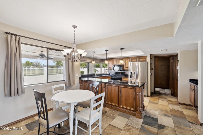1464 24th St, Mesa, AZ 85213