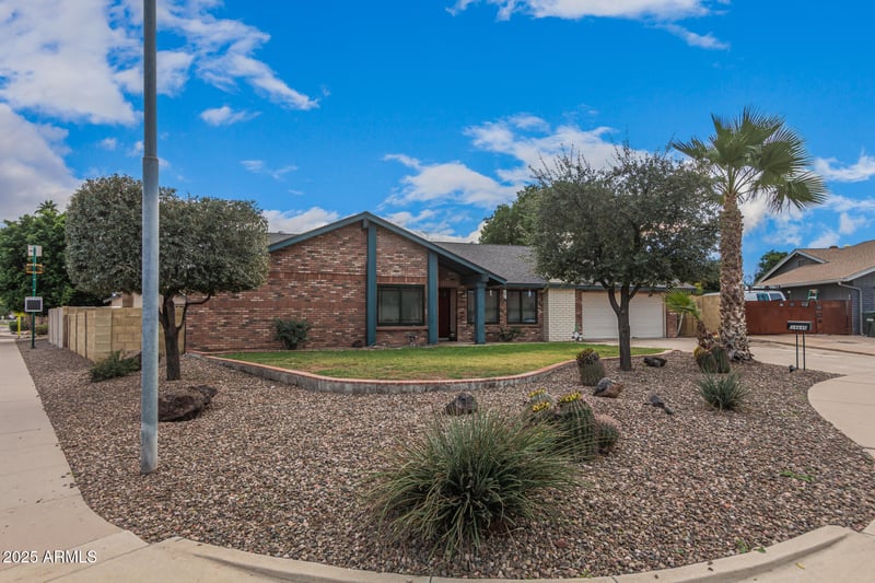 14640 23rd Ave, Phoenix, AZ 85023