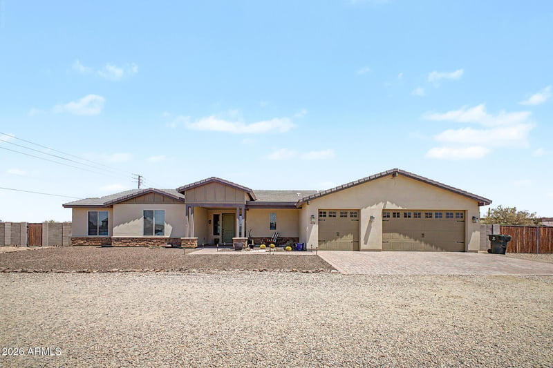 14642 Plum Rd, Surprise, AZ 85387