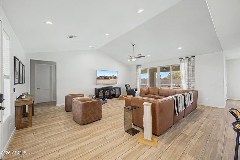 14642 Plum Rd, Surprise, AZ 85387