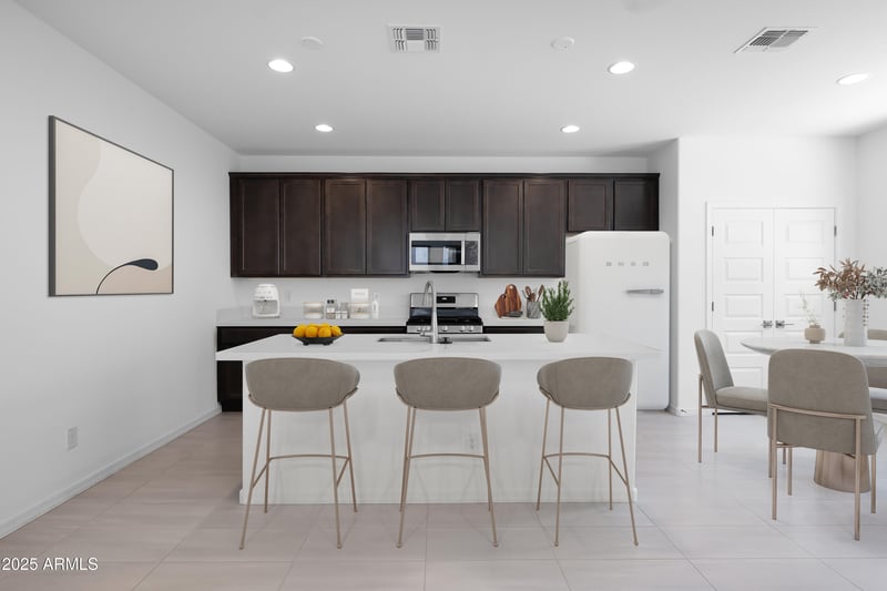 14657 Sand Hills Rd, Surprise, AZ 85387