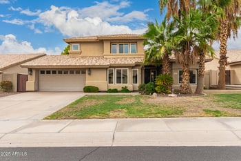 14660 25th Pl, Phoenix, AZ 85048