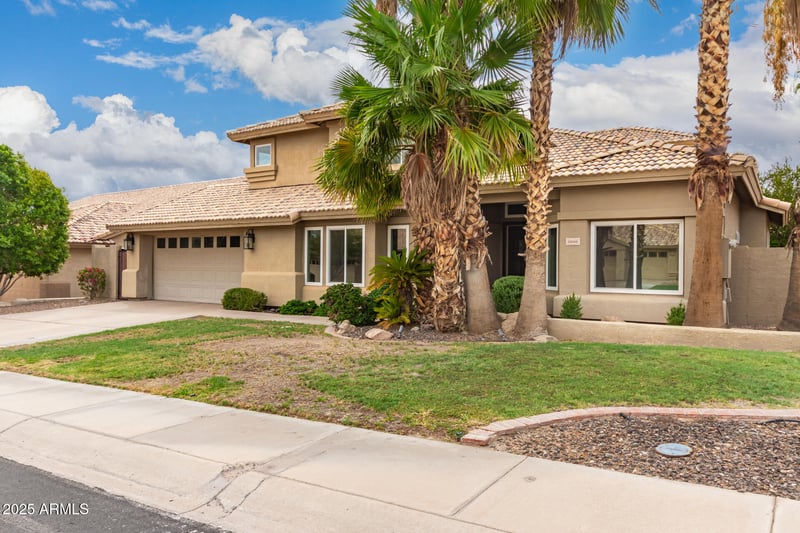 14660 25th Pl, Phoenix, AZ 85048
