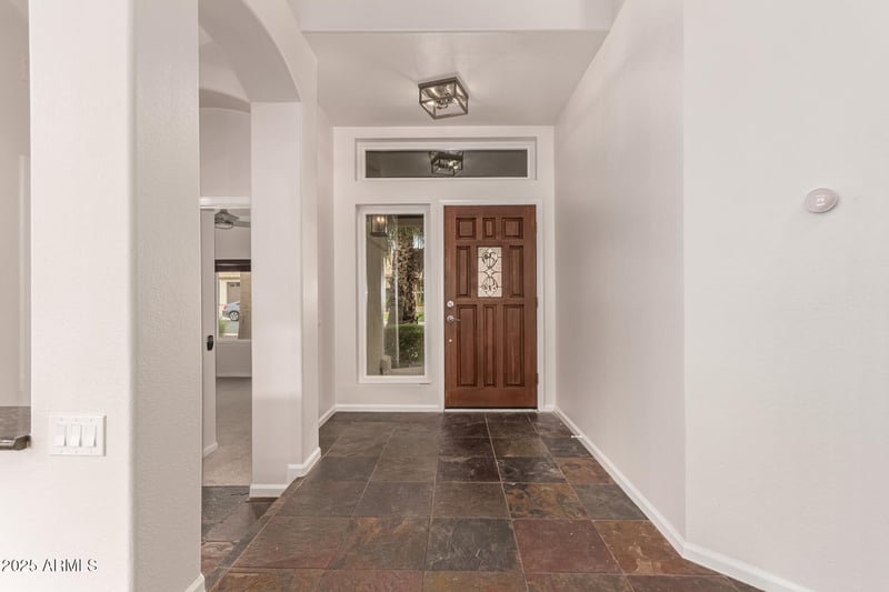 14660 25th Pl, Phoenix, AZ 85048