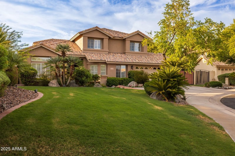 14660 25th Way, Phoenix, AZ 85048