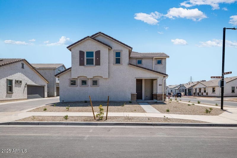 14669 Sand Hills Rd, Surprise, AZ 85387