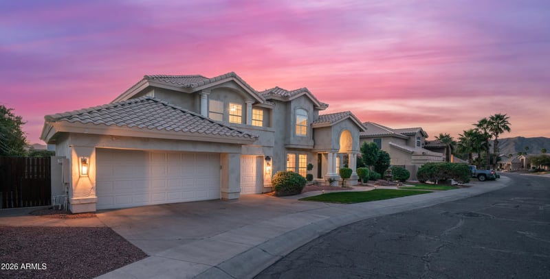 1467 E Amberwood Dr, Phoenix, AZ 85048