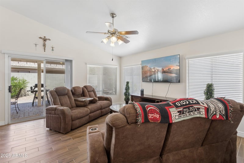 14672 Mulberry Dr, Goodyear, AZ 85395