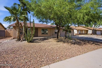1468 Montoya Ln, Phoenix, AZ 85027