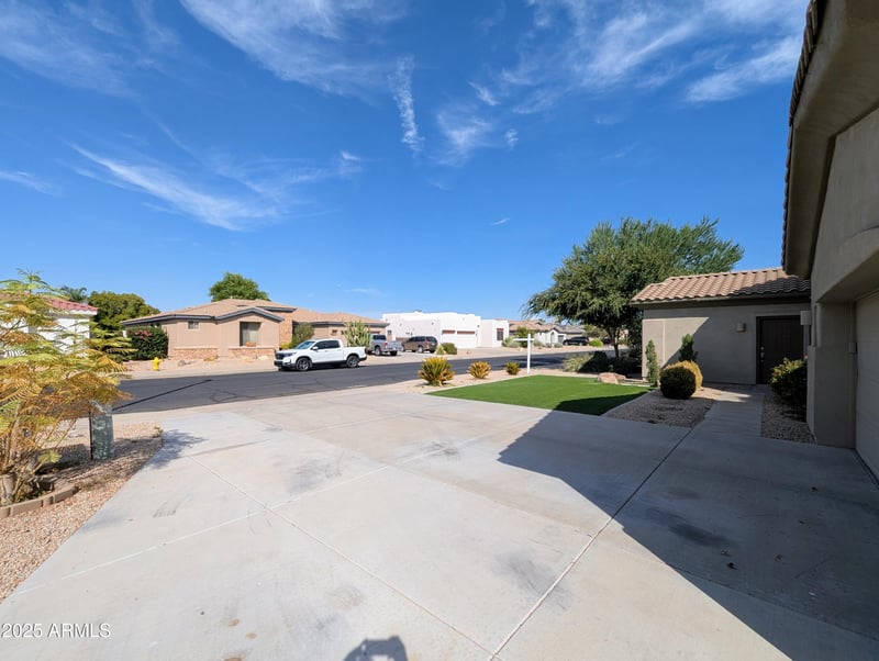 14703 Hillside St, Goodyear, AZ 85395