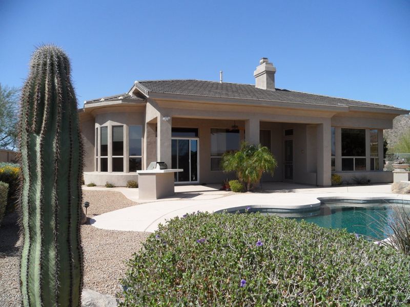 14704 E Summit Dr, Scottsdale, AZ 85268