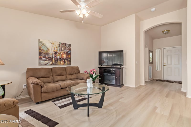 1472 Torrey Pines Ln, Chandler, AZ 85249