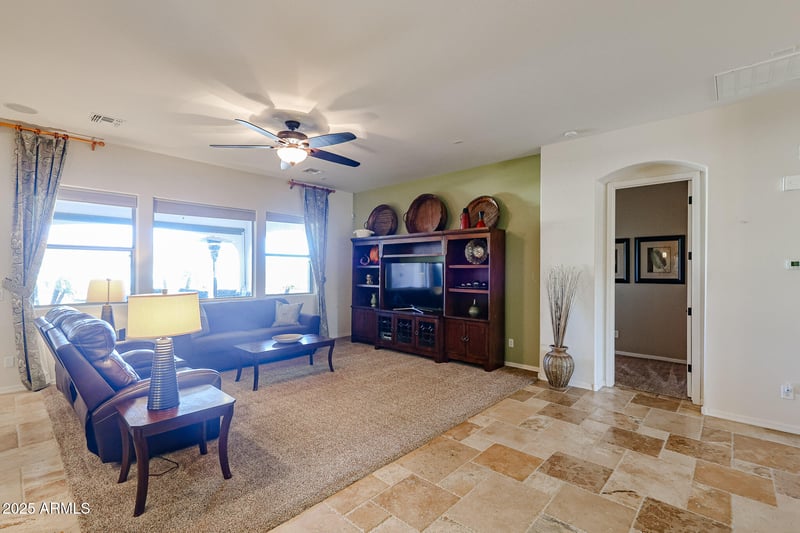 14725 182nd Dr, Goodyear, AZ 85338