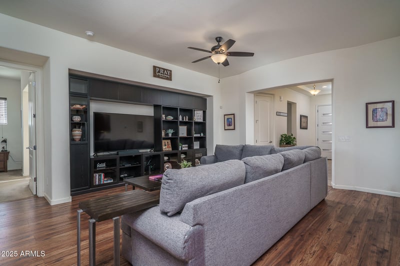 14757 Pasadena Ave, Litchfield Park, AZ 85340