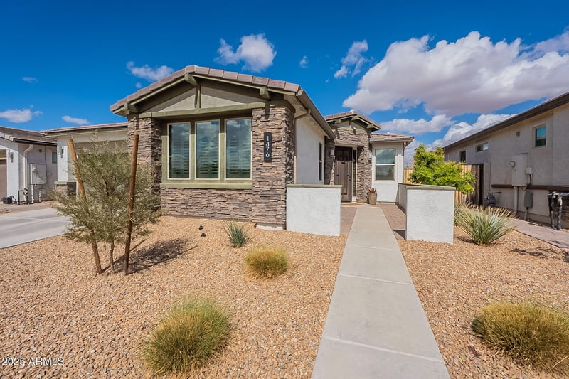1476 Sonoqui Blvd, San Tan Valley, AZ 85140