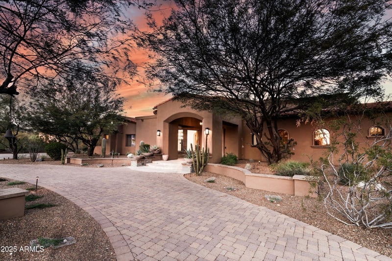 14760 Paradise Dr, Fountain Hills, AZ 85268