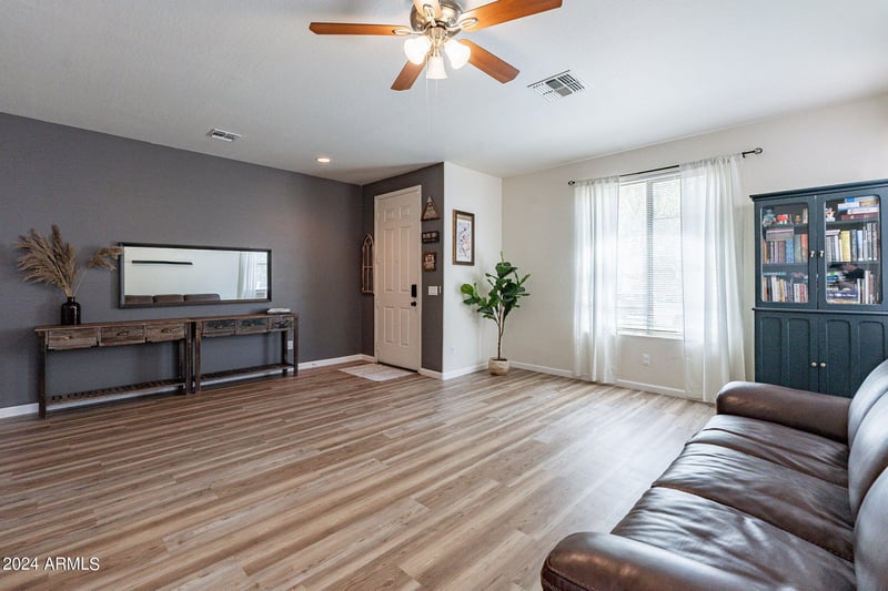 14760 Riviera Dr, Surprise, AZ 85379