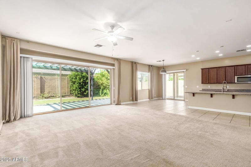 14762 Georgia Dr, Surprise, AZ 85379