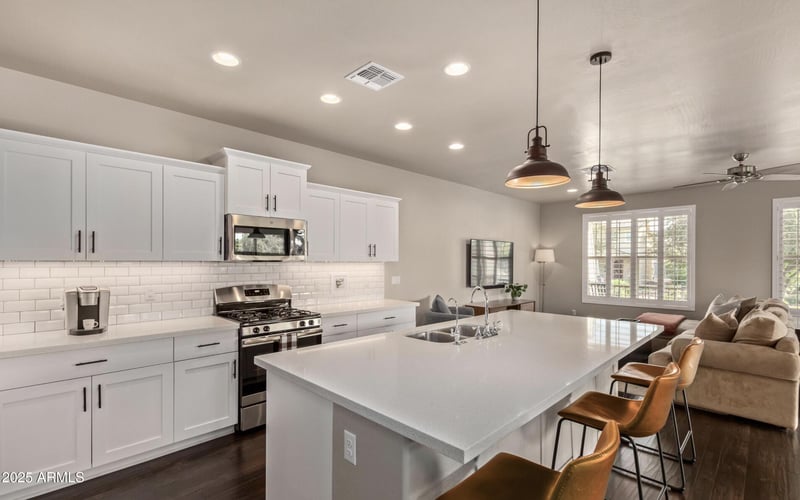 14783 Alexandria Way, Surprise, AZ 85379