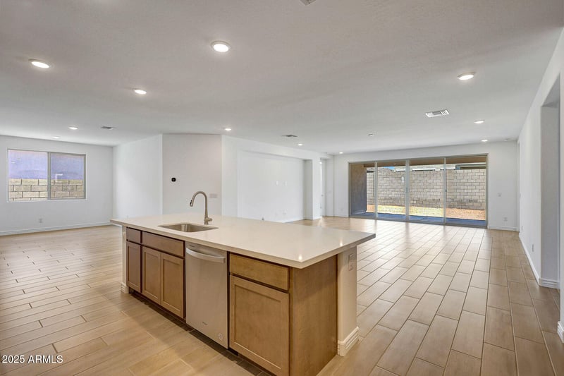 14792 Lariat Ln, Surprise, AZ 85387