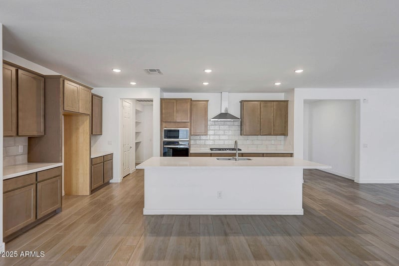 14792 Lariat Ln, Surprise, AZ 85387