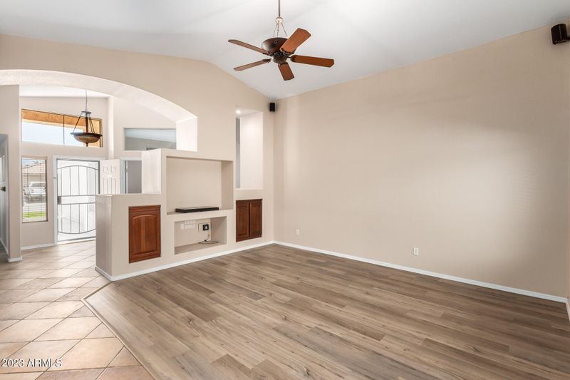 148 E Horseshoe Ave, Gilbert, AZ 85296