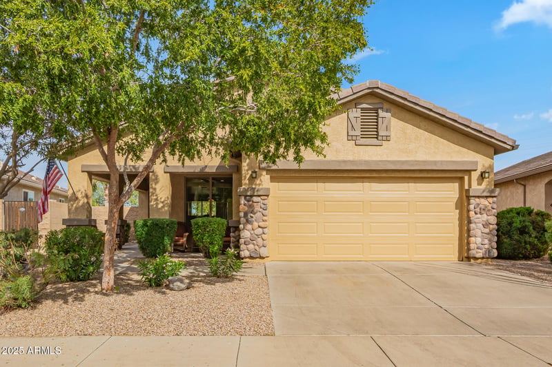 148 W Latigo Cir, San Tan Valley, AZ 85143