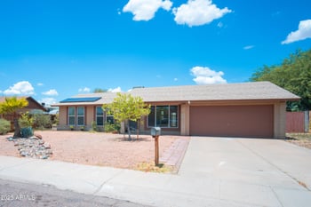 1480 Montoya Ln, Phoenix, AZ 85027