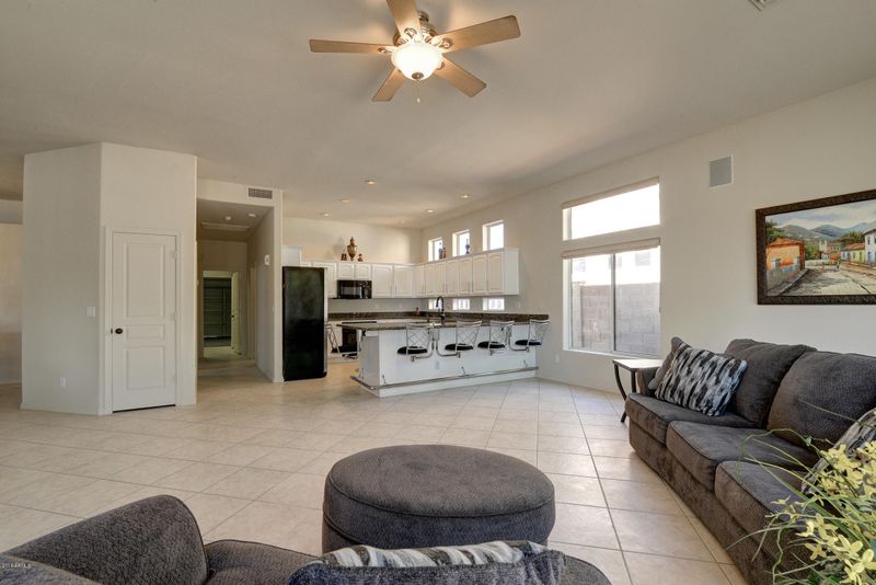 1480 W Laurel Ave, Gilbert, AZ 85233