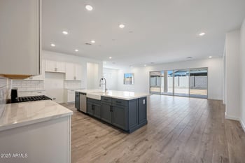 14800 Lariat Trl, Surprise, AZ 85387