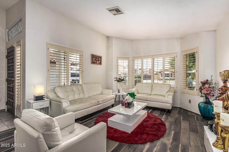 14811 44th Pl, Phoenix, AZ 85032