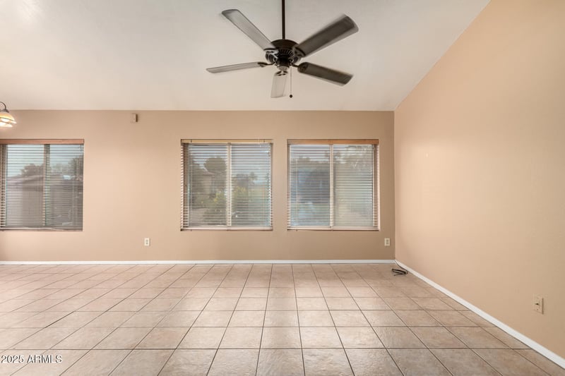 14814 24th Dr #7, Phoenix, AZ 85023