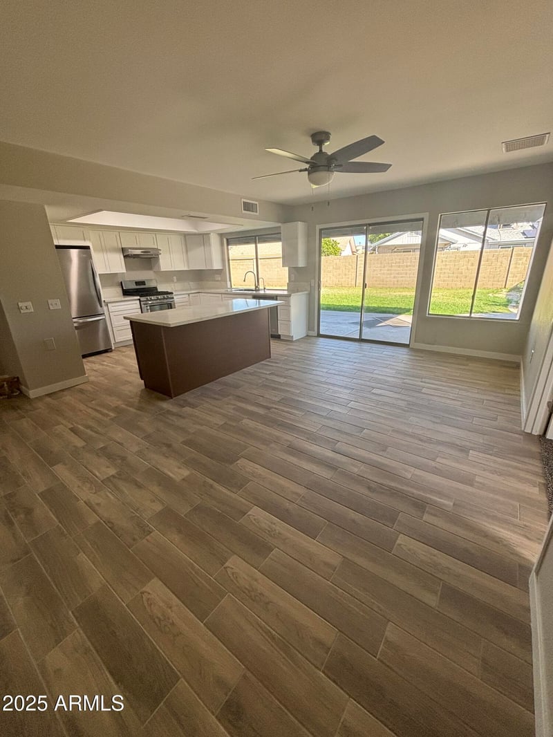 14815 24th Dr, Phoenix, AZ 85023