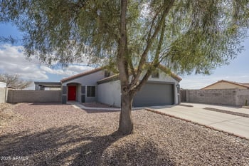 14815 Padres Rd, Arizona City, AZ 85123
