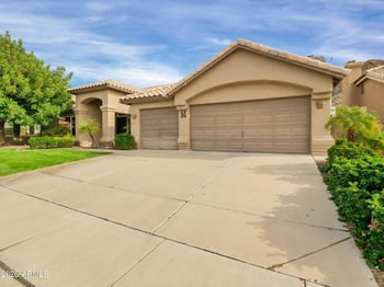 14815 13th Pl, Phoenix, AZ 85048