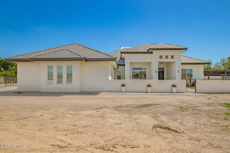 14817 Chandler Heights Rd, Chandler, AZ 85249