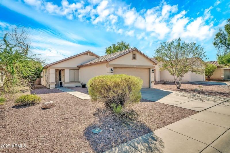14817 Redfield Rd, Surprise, AZ 85379