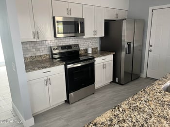 14820 Lakeforest Dr, Sun City, AZ 85351