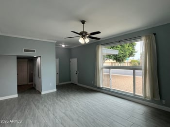 14820 Lakeforest Dr, Sun City, AZ 85351