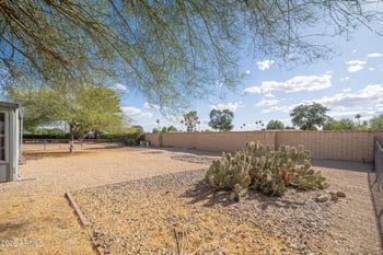 14820 Lakeforest Dr, Sun City, AZ 85351